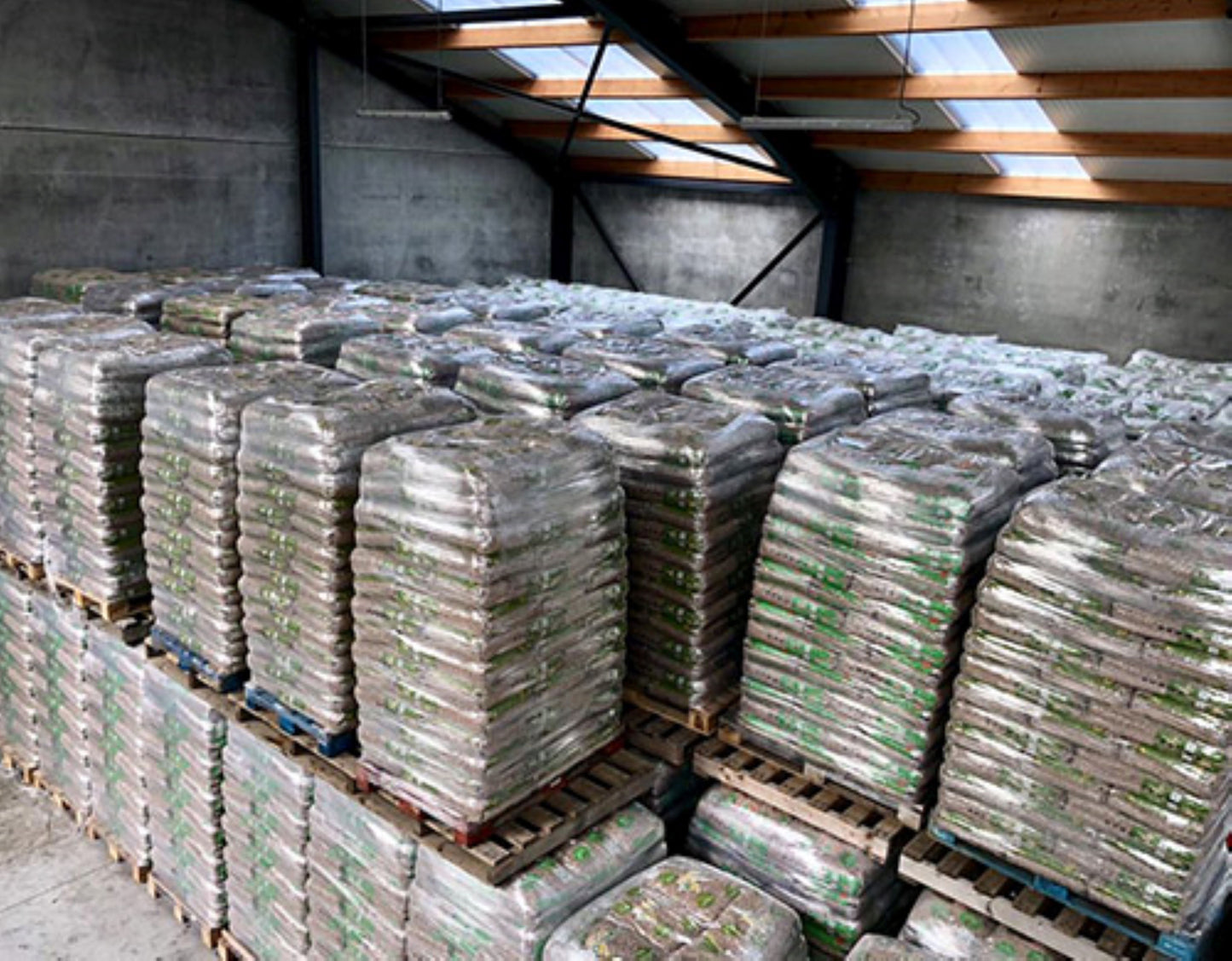 Pallet (66 zakken) Pellet DIN plus 15 kg/zak - 3 zakken gratis!